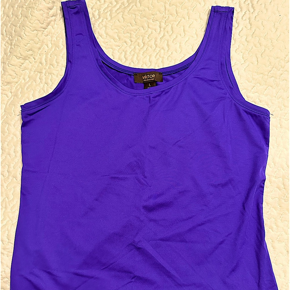 Victor Alfaro Stretch tank